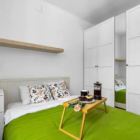 Apartment Historic Mokotow N2 - 46m2, Near Metro By Rentujemy Warsaw