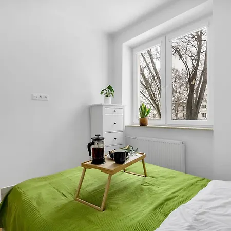 Apartment Historic Mokotow N2 - 46m2, Near Metro By Rentujemy Warsaw